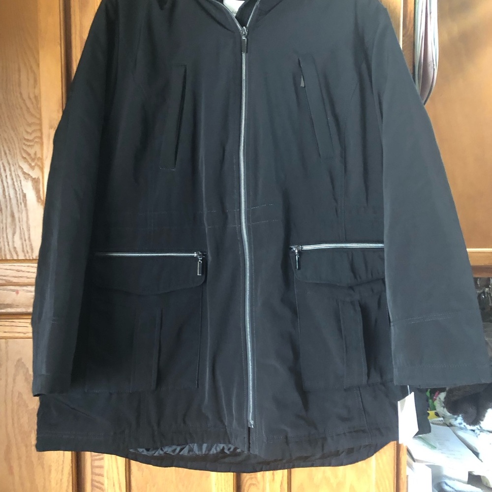 NWT Croft & Barrow Woman Black Winter Parka Coat Faux Fur Trim - 1X - Picture 4 of 15